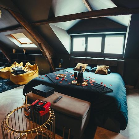 La Marble Room - Suite Balneo & Sauna 昂热 外观 照片